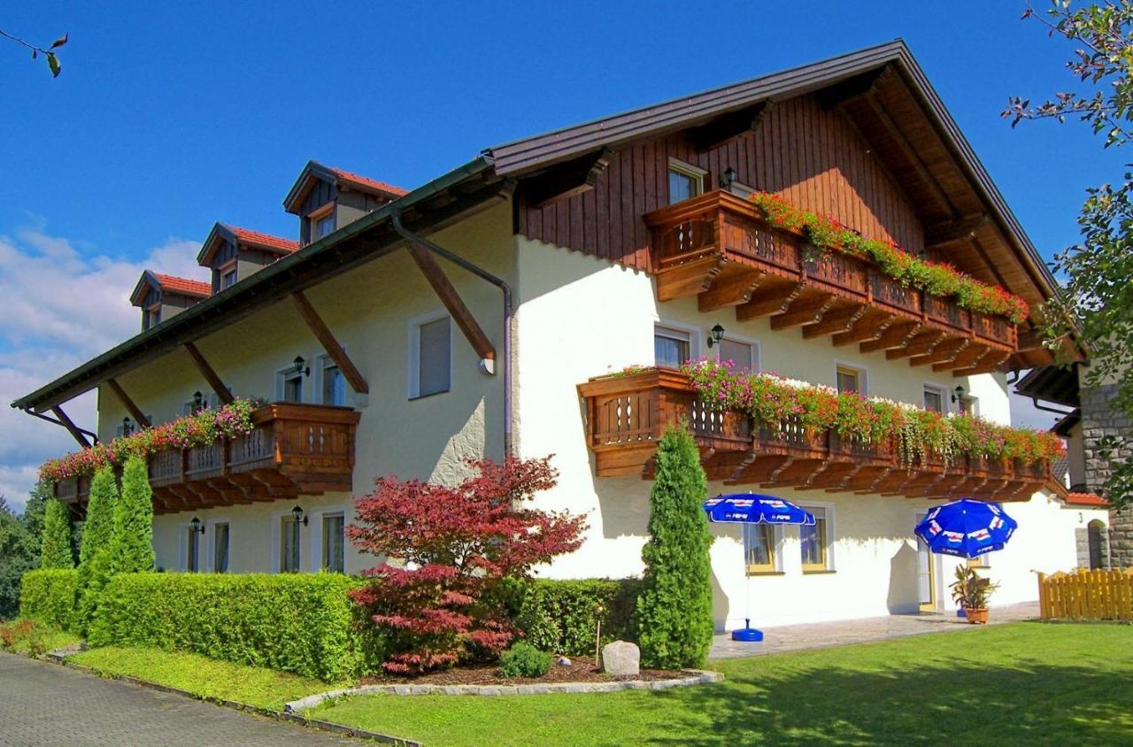 Fruehstuecks-Pension Lichtenauer Hof Thyrnau Exterior photo